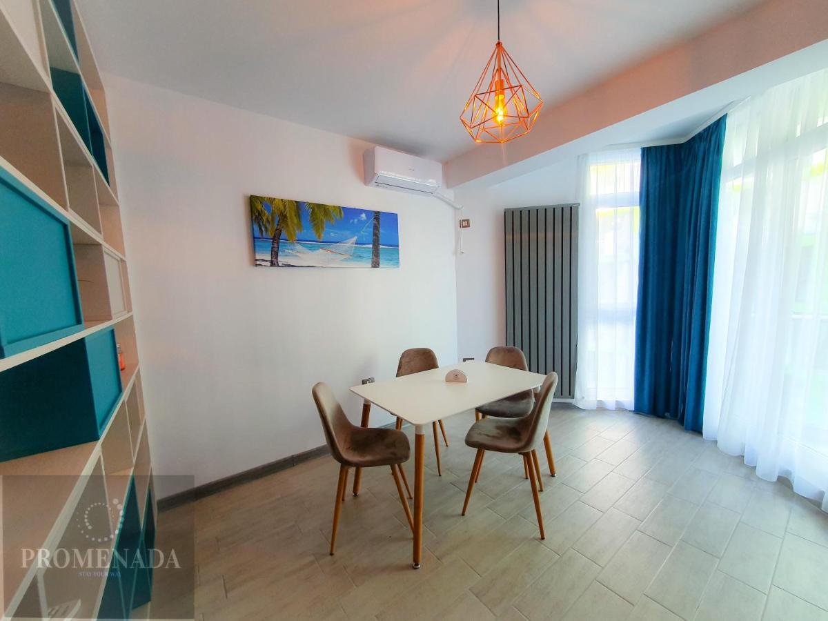 Sunrise Aparthotel Pool & Spa Mamaia Nord Navodari Bagian luar foto