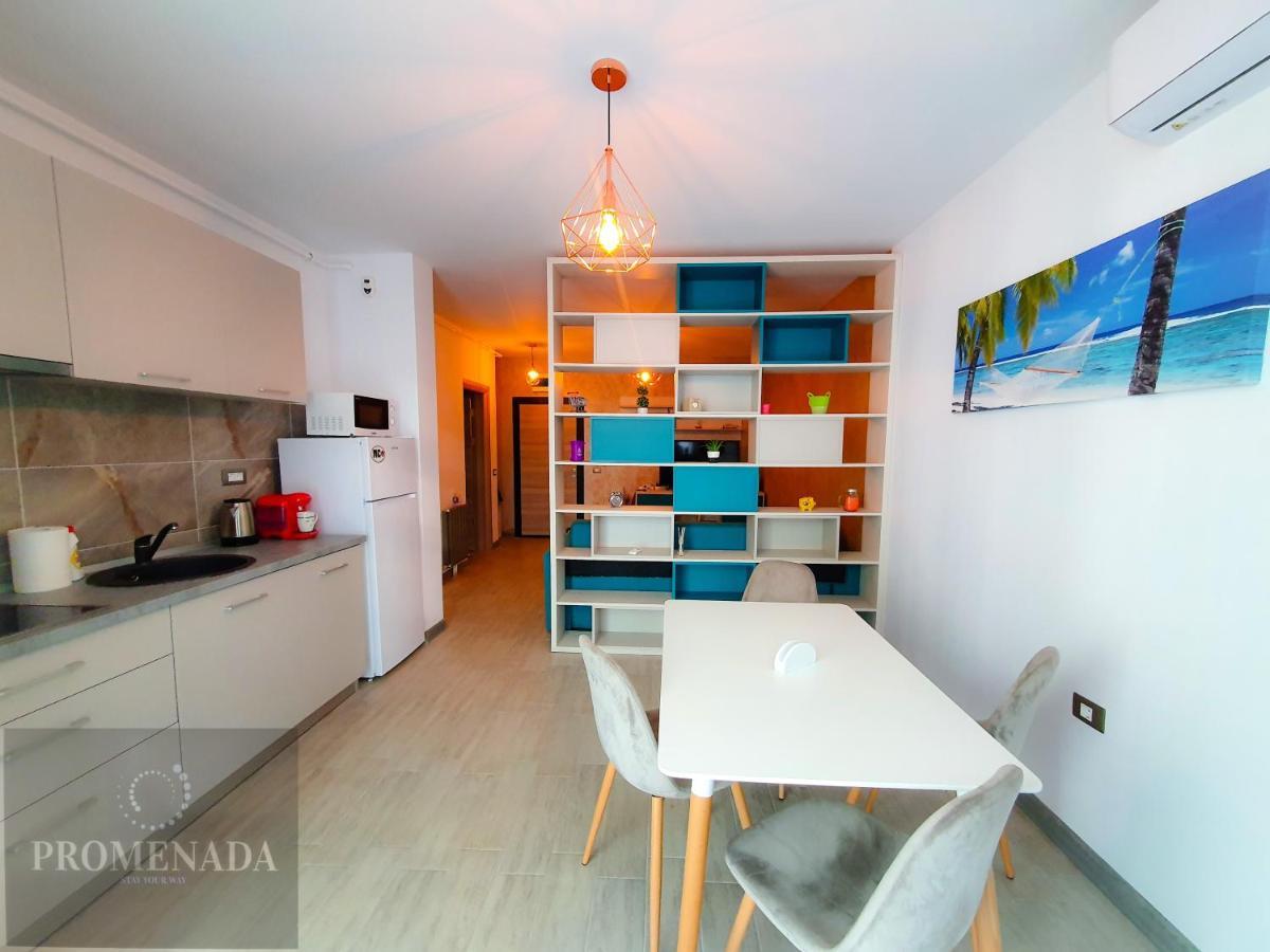Sunrise Aparthotel Pool & Spa Mamaia Nord Navodari Bagian luar foto