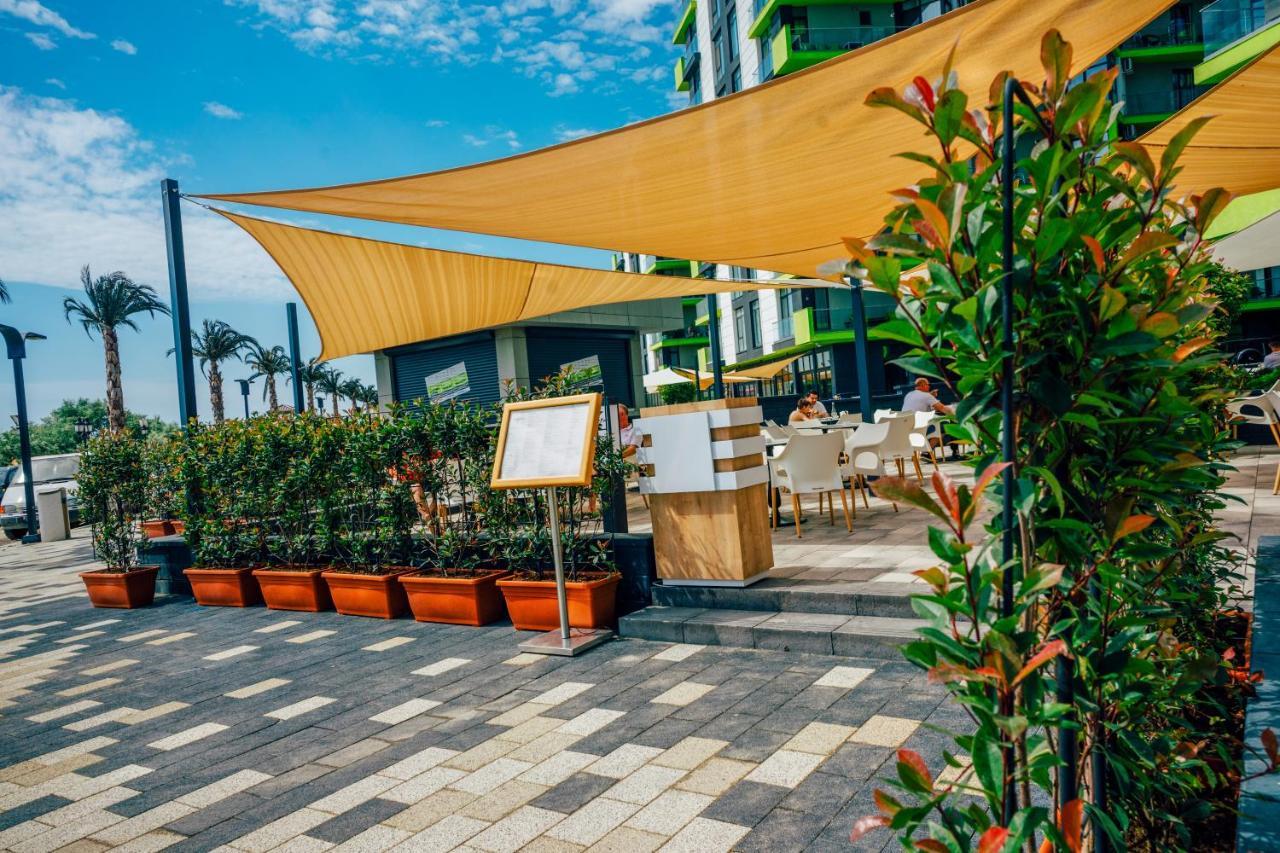 Sunrise Aparthotel Pool & Spa Mamaia Nord Navodari Bagian luar foto